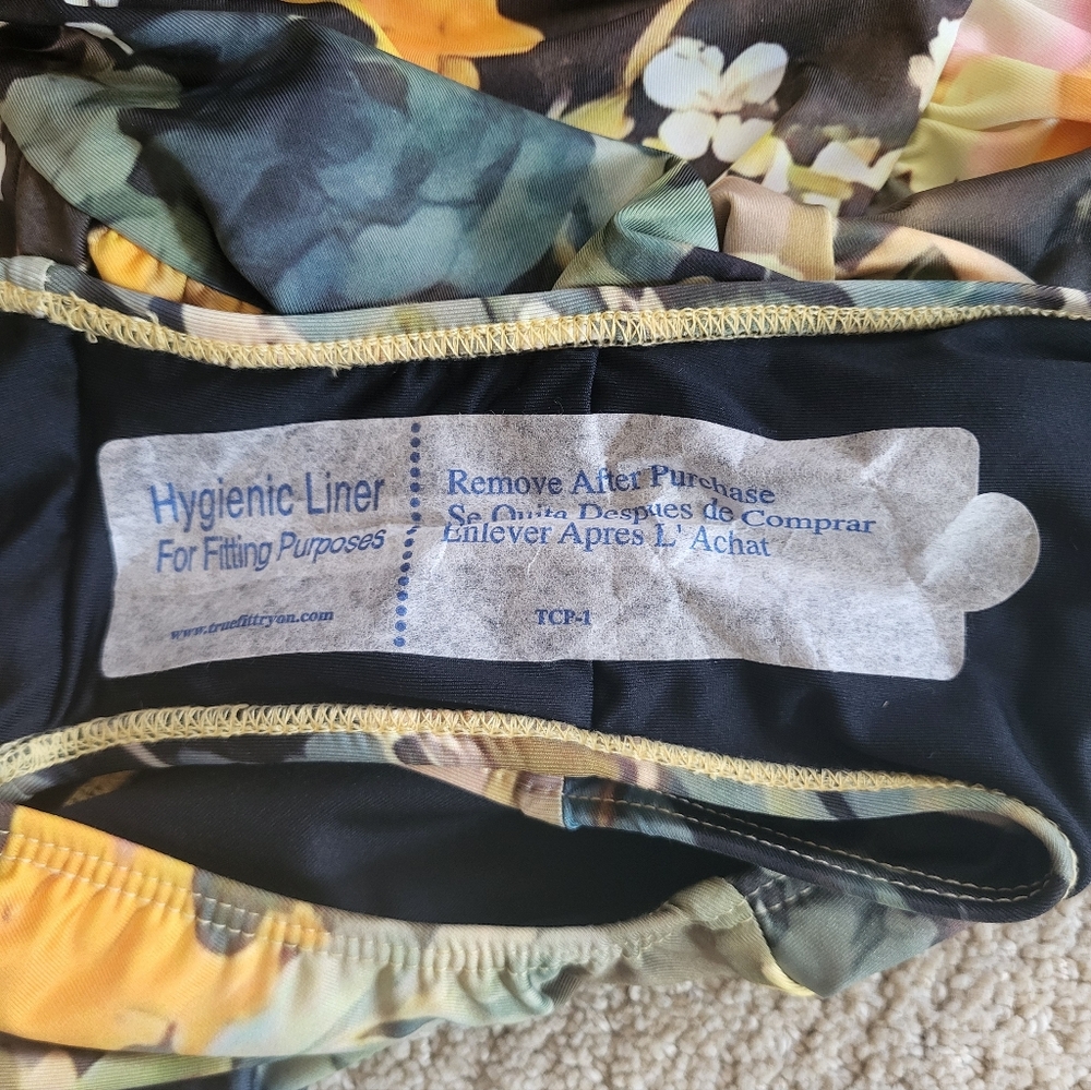 NWOT Albion Braid One Piece Rosalia Floral Size S - Picture 3 of 6